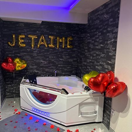 T3 5 Etoile Jacuzzi Apartment ตูลูส ภายนอก รูปภาพ