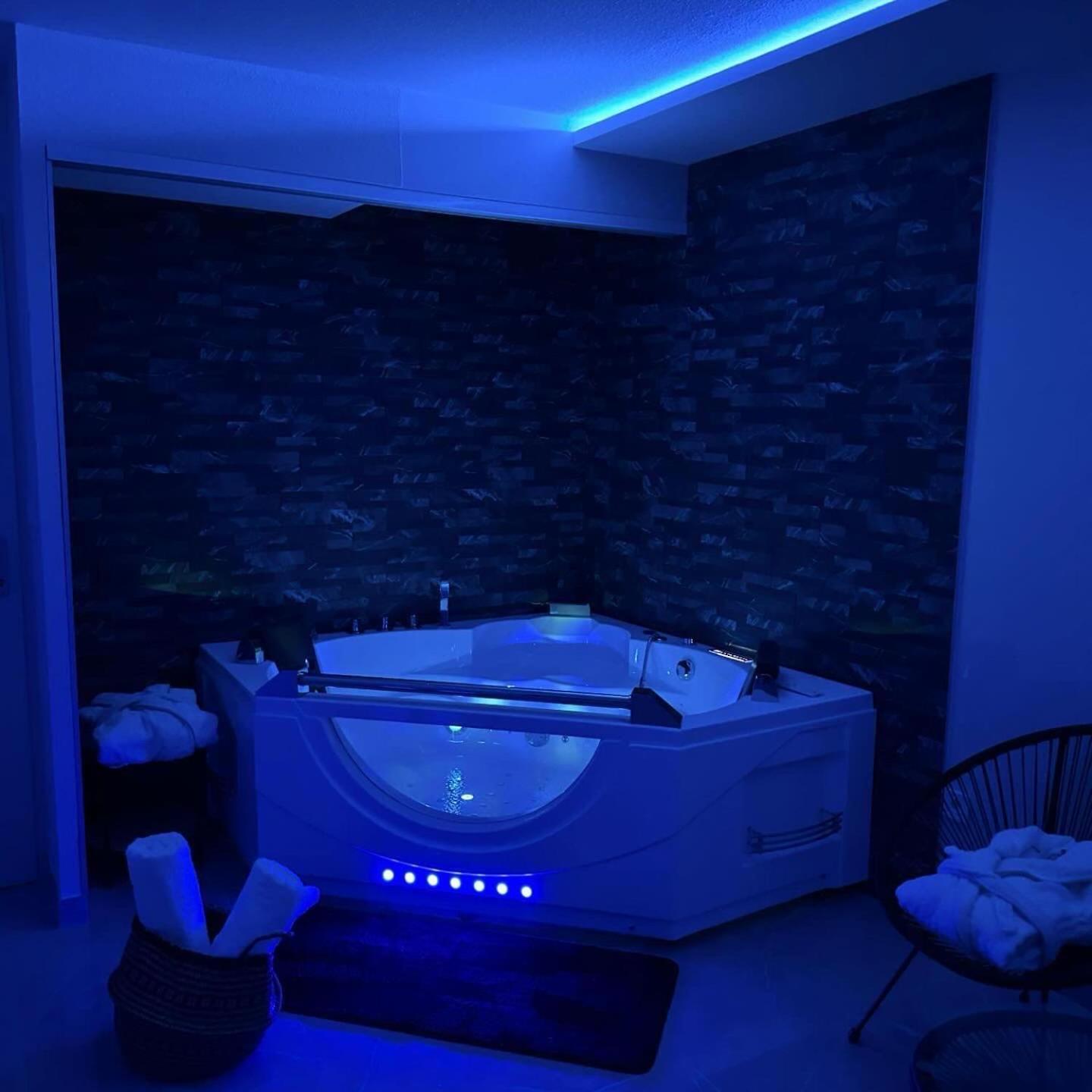 T3 5 Etoile Jacuzzi Apartment ตูลูส ภายนอก รูปภาพ